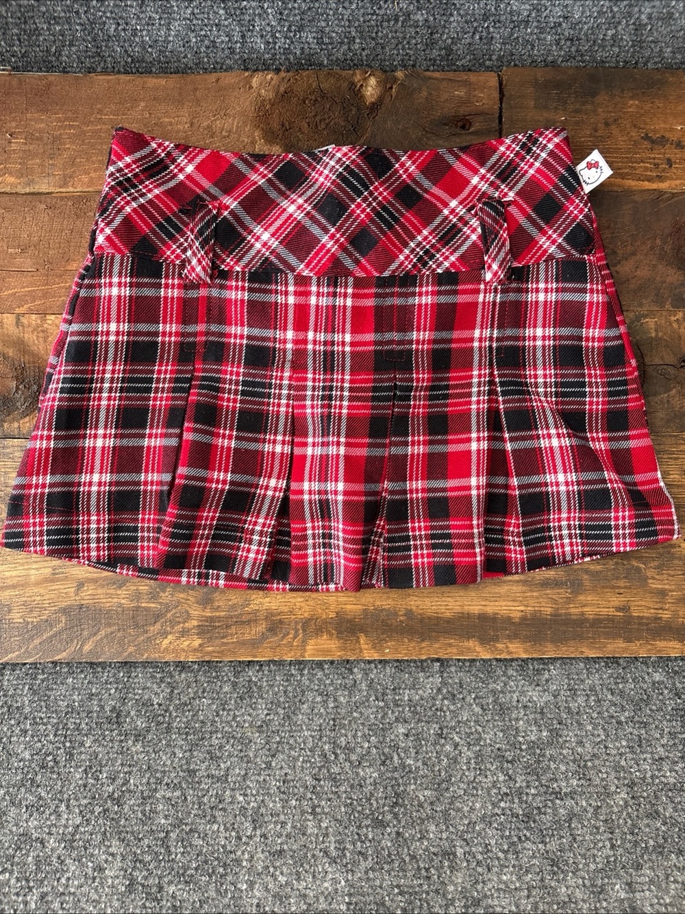 Hello Kitty Girls Skirt Skort Size XS Red Black Plaid Flannel Pleated No Belt